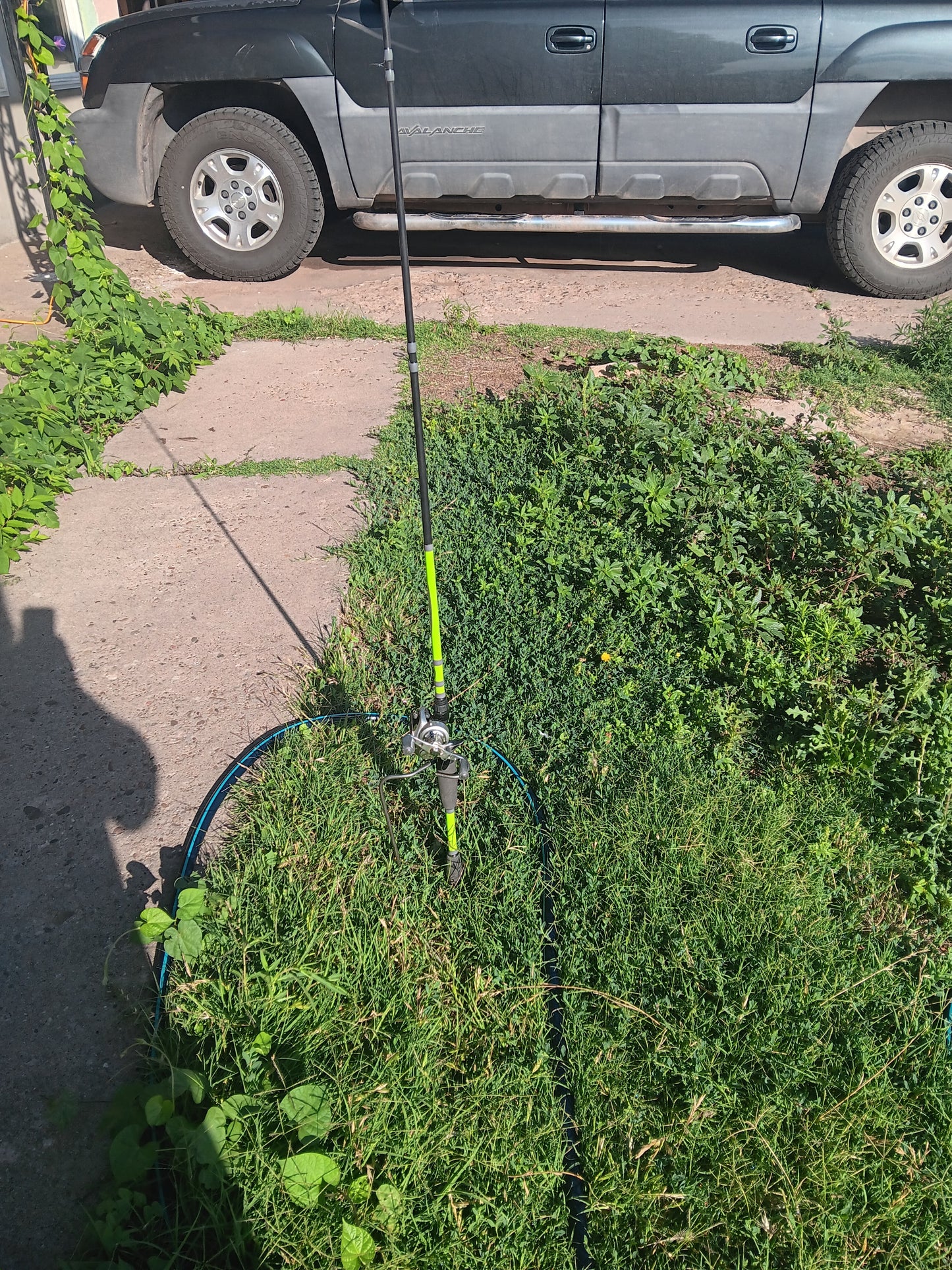 Heavy-Duty Spiral Ground Fishing Rod Holder – Hands-Free Bank Fishing Support